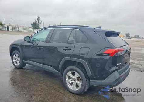 2020 Toyota Rav4 Xle z USA, uszkodzony, nr VIN 2T3W1RFV7LC050989